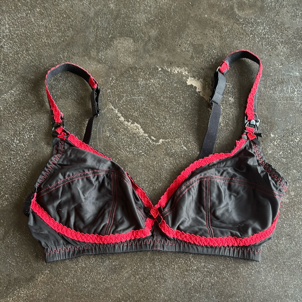 Agent Provocateur 32DD Cupid maternity/nursing bra